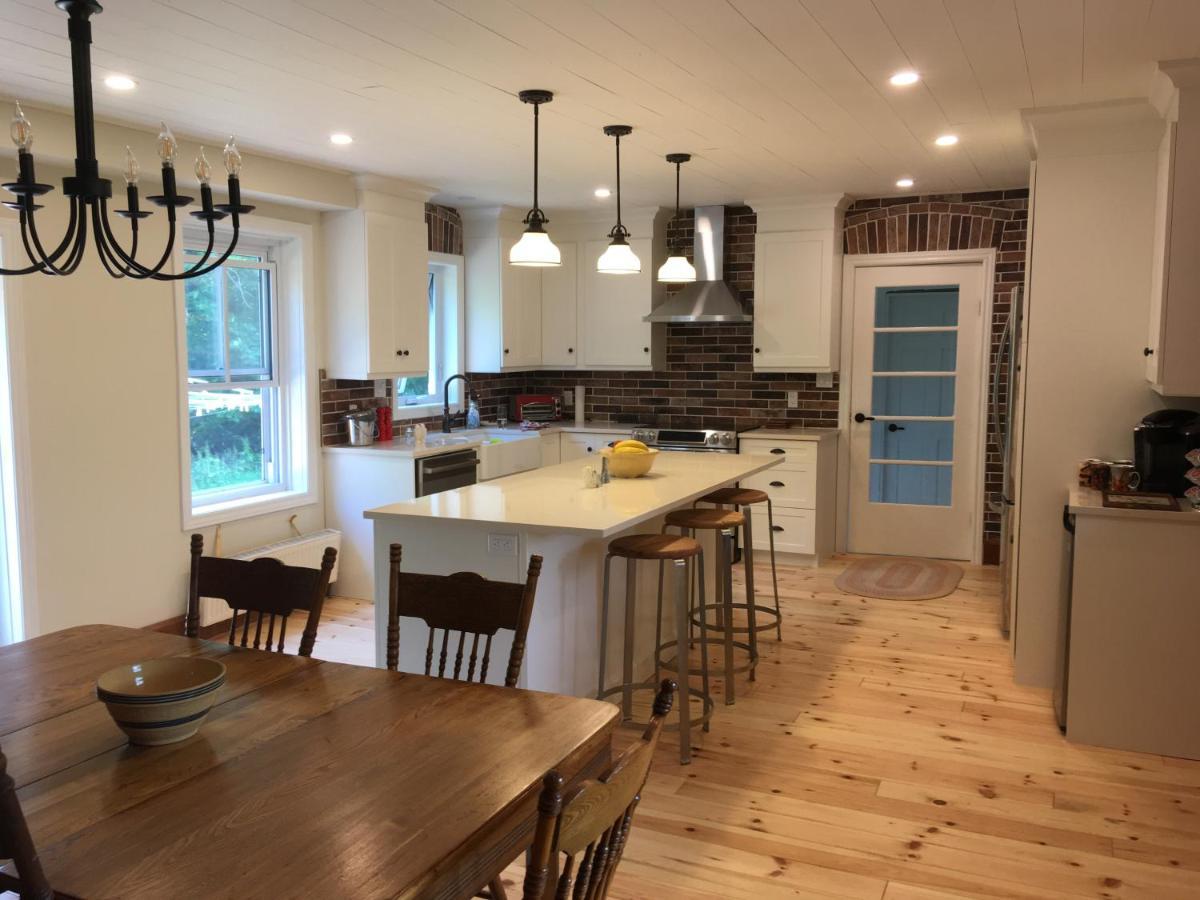 Sawyer'S Creek Bed And Breakfast Algonquin Highlands Exterior foto